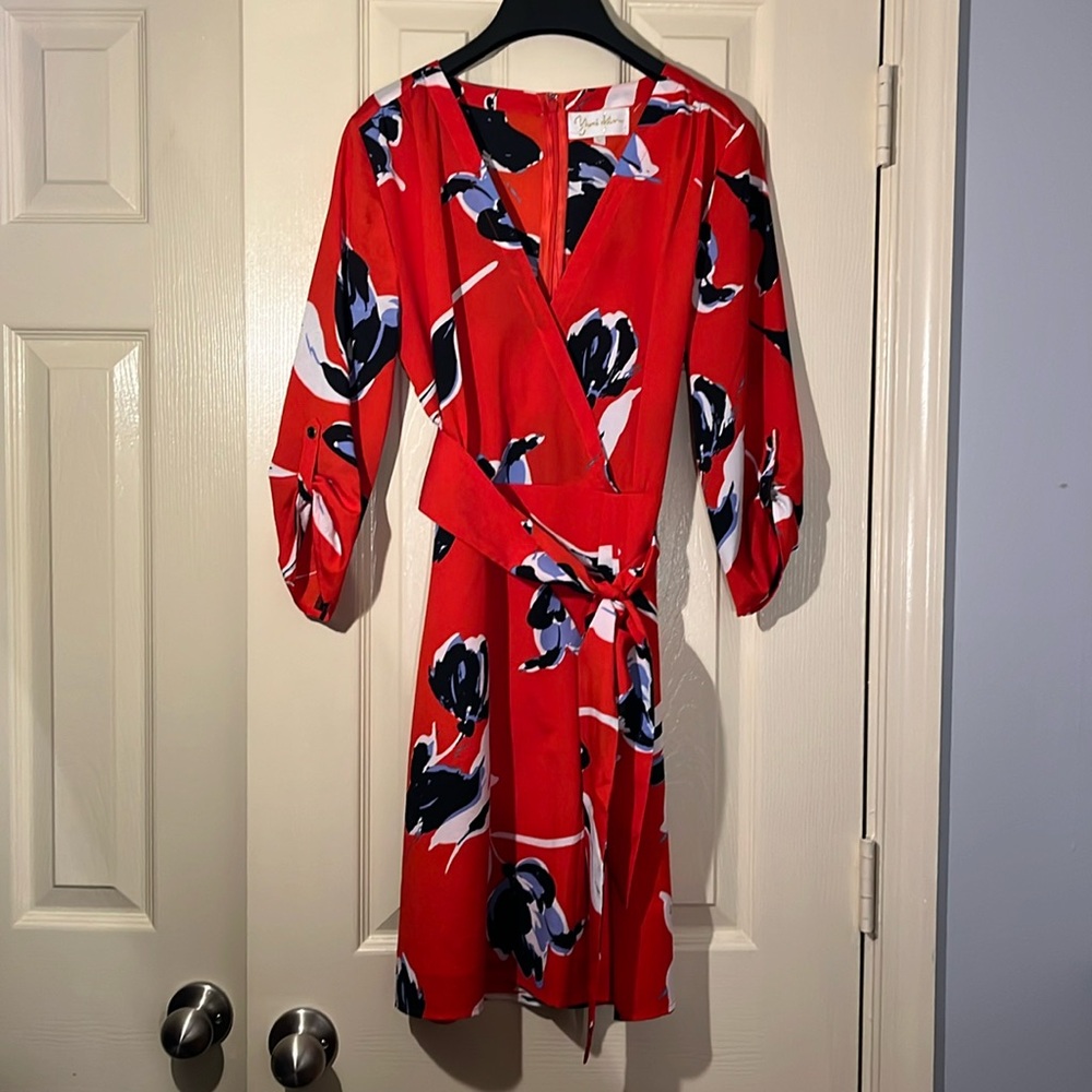 Yumi Kim red floral pleated waist tie dress Size M